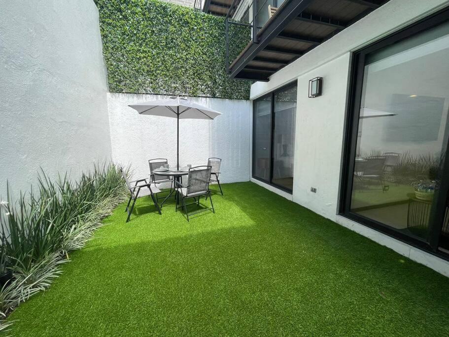 Excelente Departamento C/jardin. Mexico City